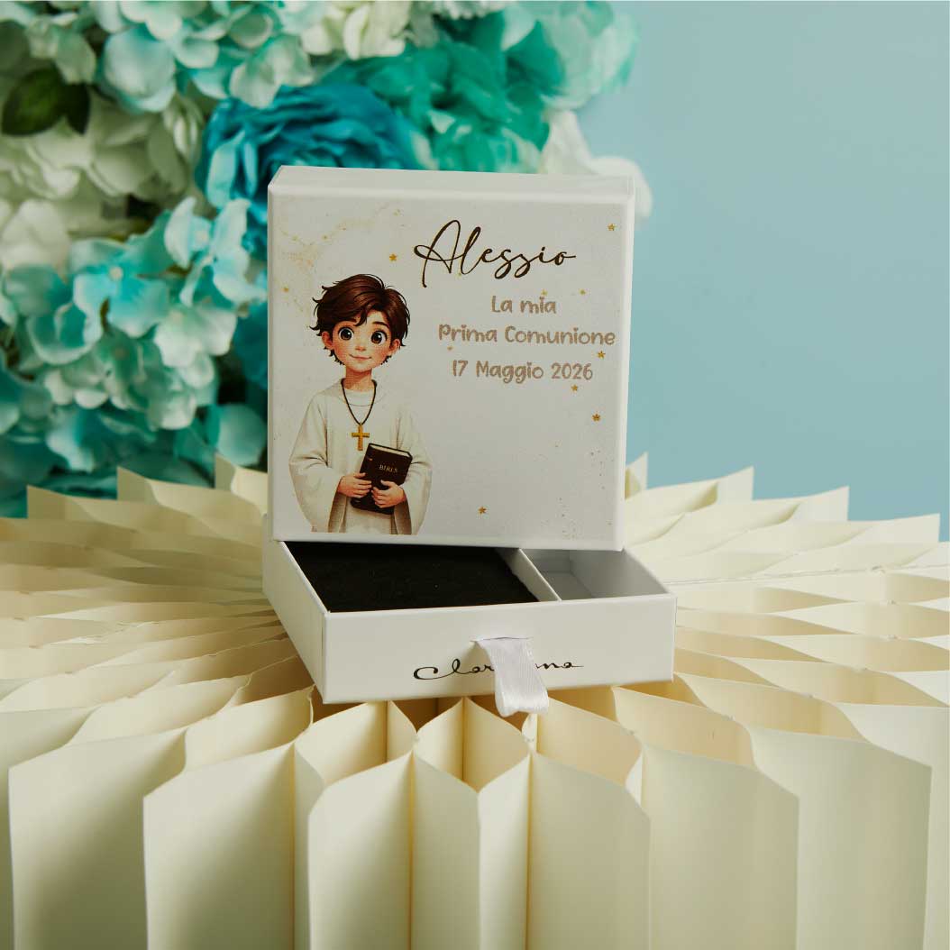 26366 -  scatola portaconfetti comunione maschio 10x10x3 minimo 10 pezzi