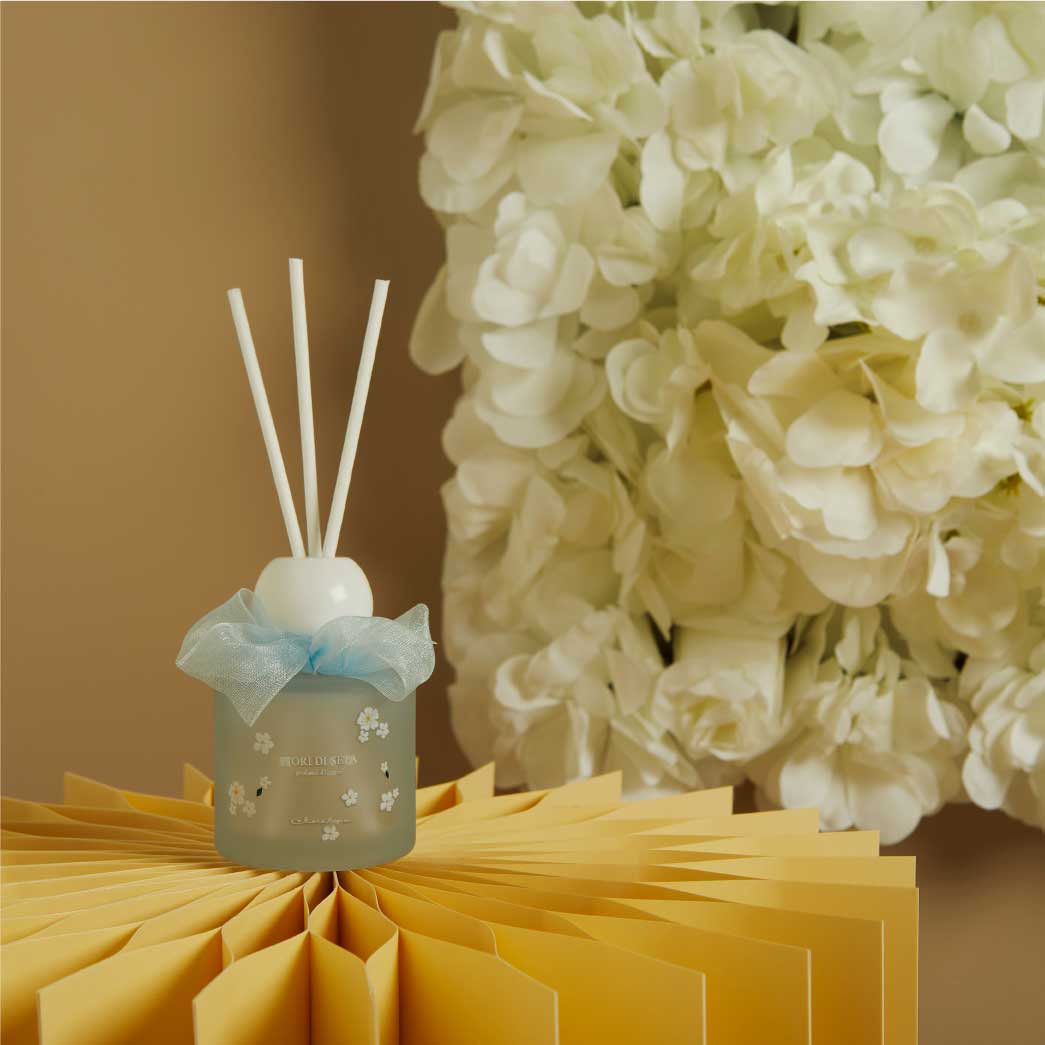 26242 - diffusore azzurro decoro fiori 50 ml 5x7,5